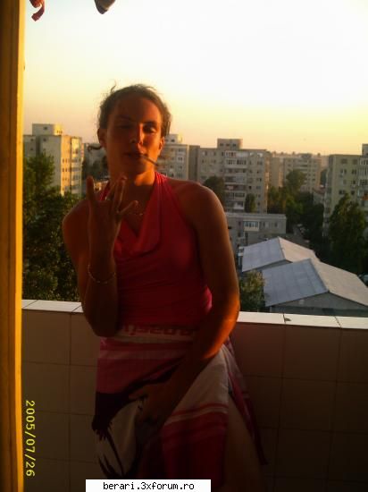 caterinka 2 k pe 1 e full :D - Korn girl... ok .. deci u chiar nu ma crezi ? - Frecatul mentei